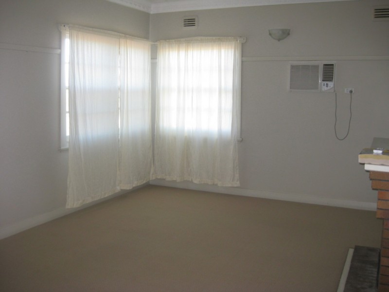 28 Daniel Street, Cessnock NSW 2325