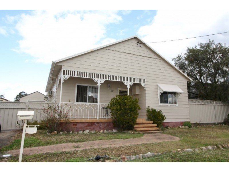 76 Adams Street, Heddon Greta NSW 2321
