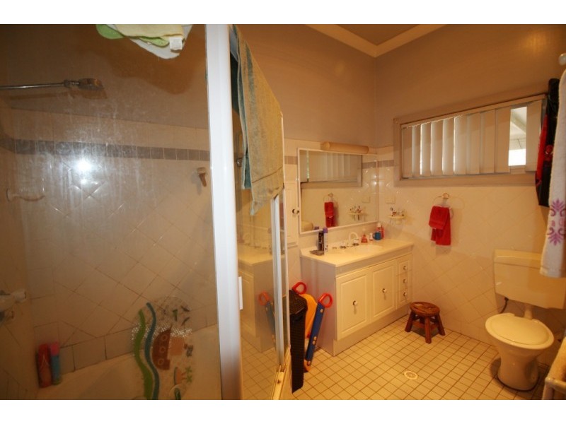 76 Adams Street, Heddon Greta NSW 2321