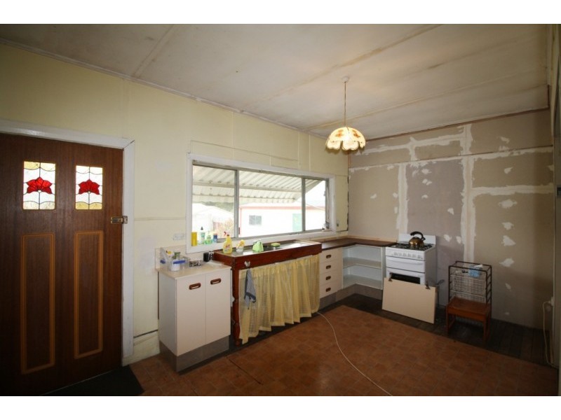39 Seventh Street, Weston NSW 2326