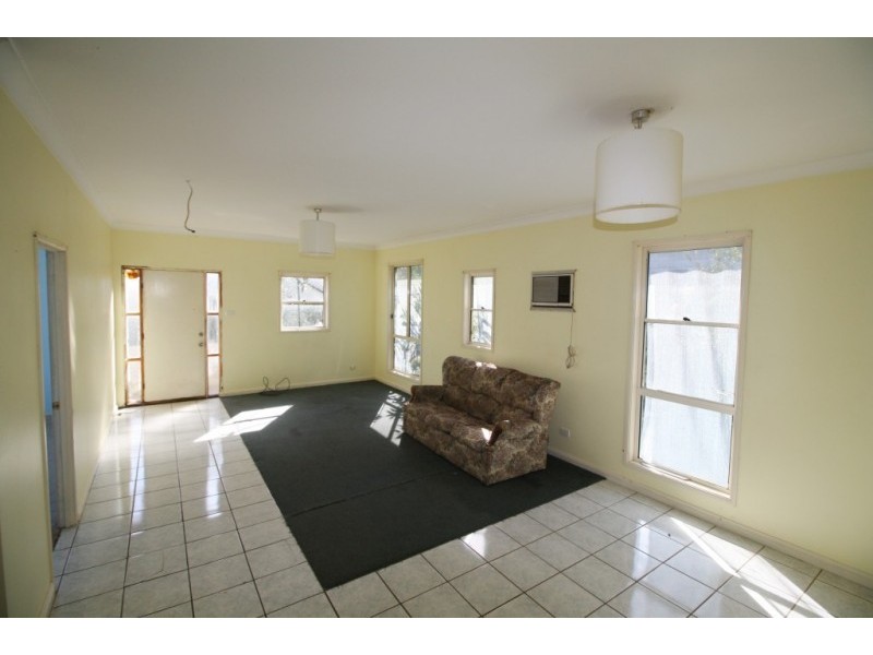 56 Deakin Street, Kurri Kurri NSW 2327