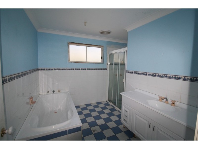 56 Deakin Street, Kurri Kurri NSW 2327