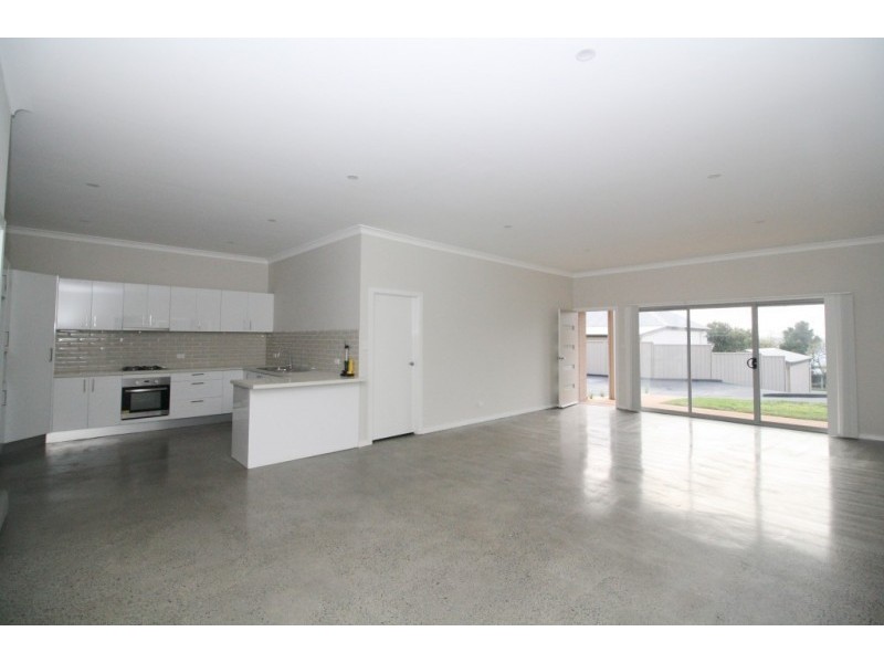 2/68 Brunker Street, Kurri Kurri NSW 2327