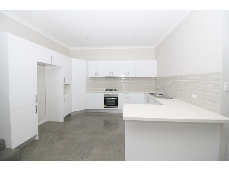2/68 Brunker Street, Kurri Kurri NSW 2327