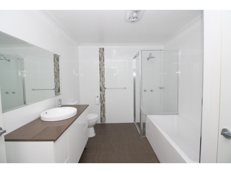 2/68 Brunker Street, Kurri Kurri NSW 2327