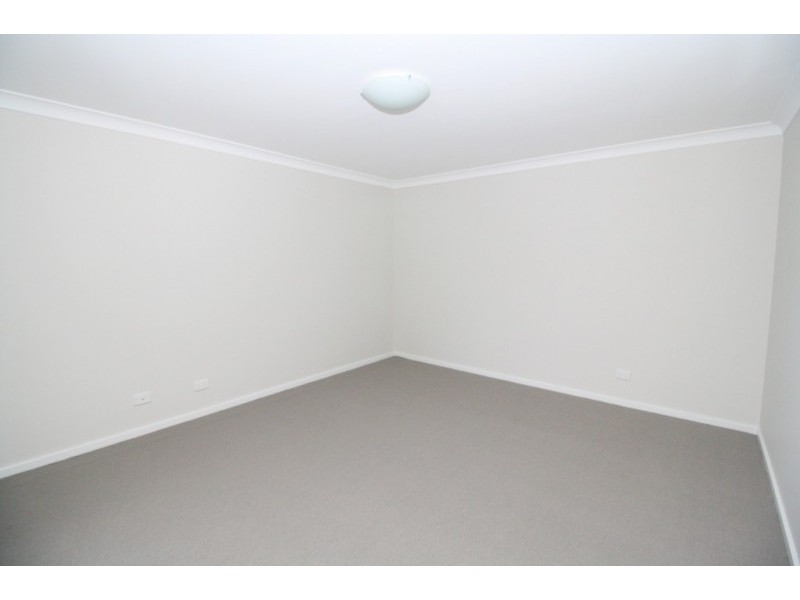 2/68 Brunker Street, Kurri Kurri NSW 2327