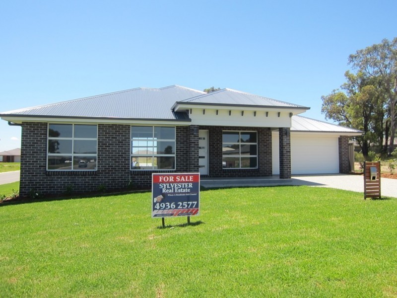 8 Traders Way, Heddon Greta NSW 2321