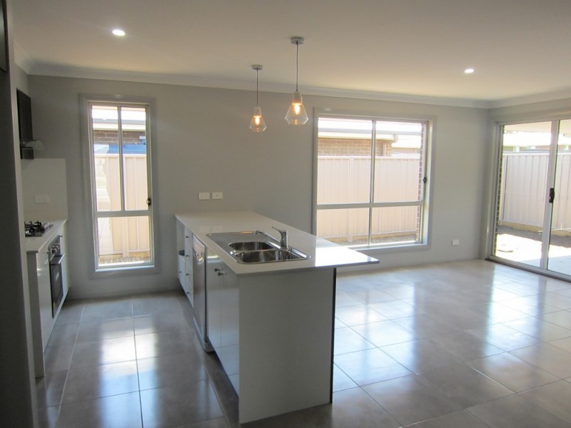 8 Traders Way, Heddon Greta NSW 2321