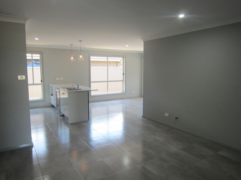 8 Traders Way, Heddon Greta NSW 2321