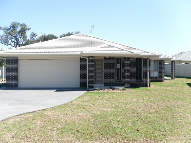 19 Ashleigh Street, Heddon Greta NSW 2321
