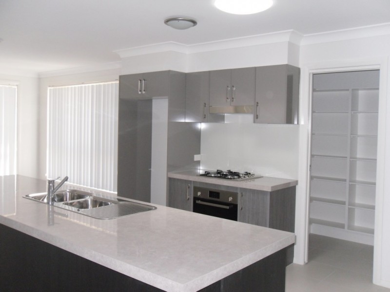 19 Ashleigh Street, Heddon Greta NSW 2321