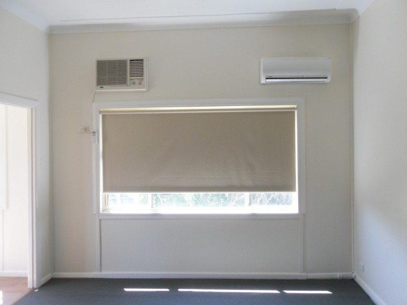 24 Wollombi Road, Cessnock NSW 2325