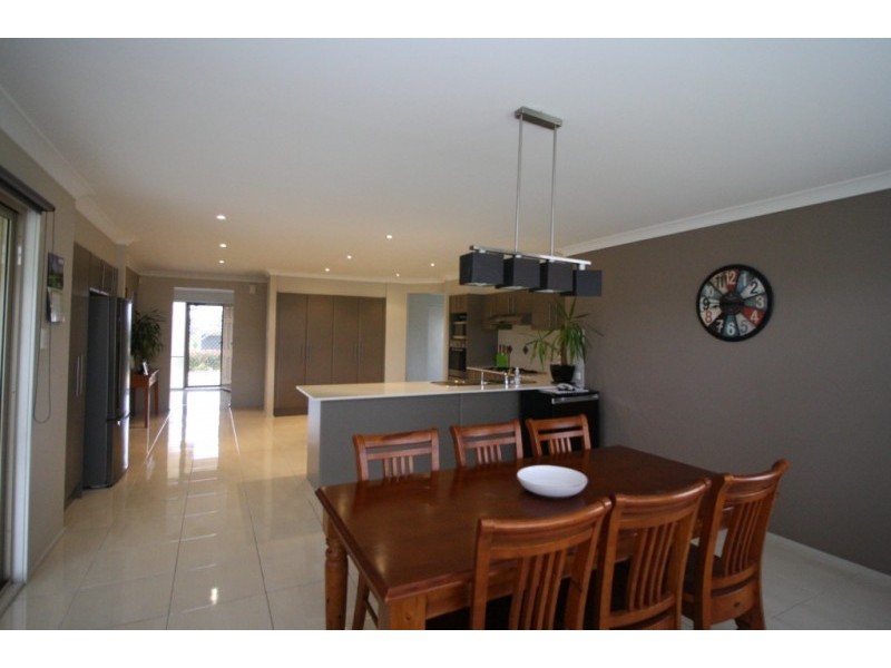 92 Forbes Crescent, Cliftleigh NSW 2321