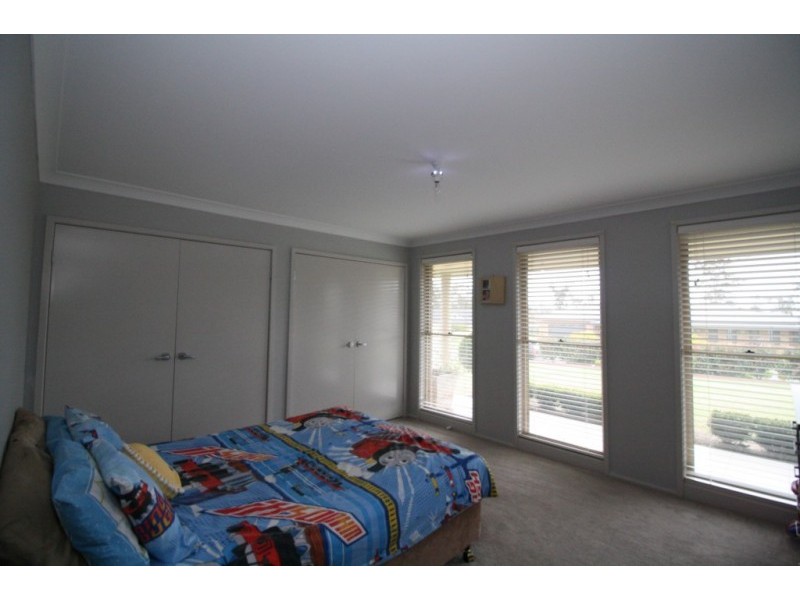 92 Forbes Crescent, Cliftleigh NSW 2321