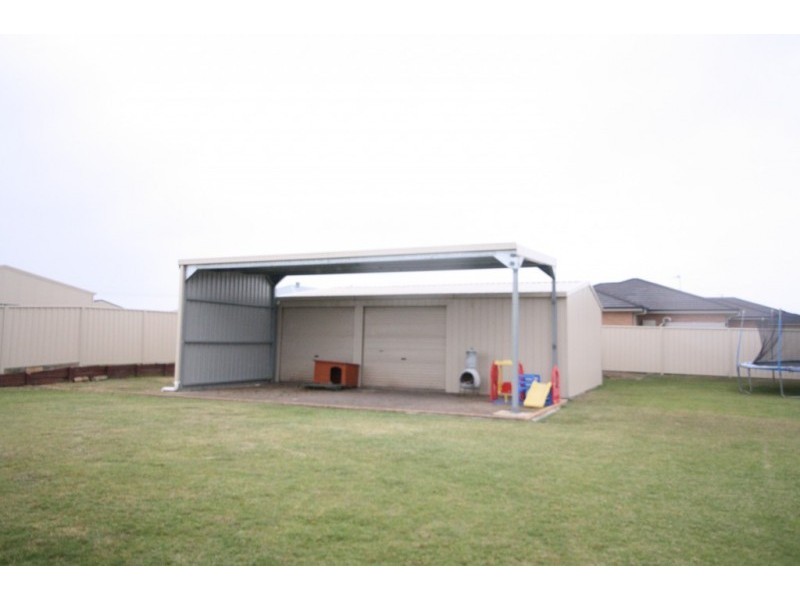 92 Forbes Crescent, Cliftleigh NSW 2321