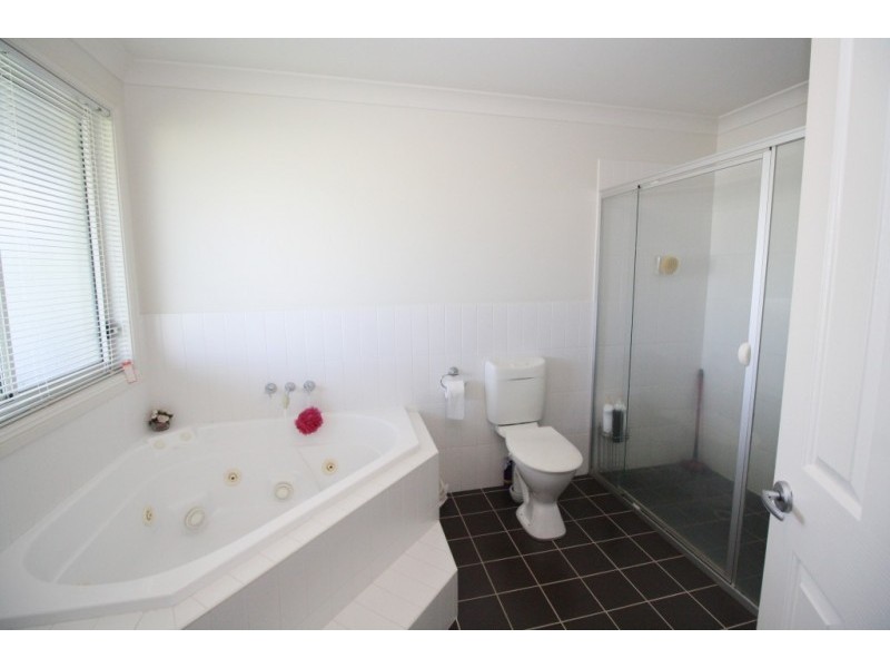 68 Forbes Crescent, Cliftleigh NSW 2321