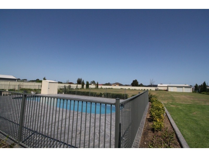 68 Forbes Crescent, Cliftleigh NSW 2321