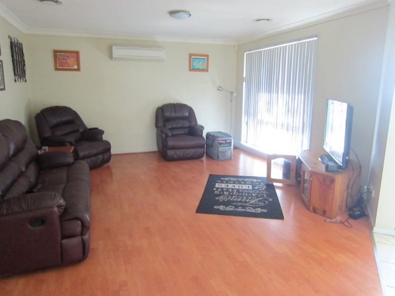 2 Parker Place, Kurri Kurri NSW 2327