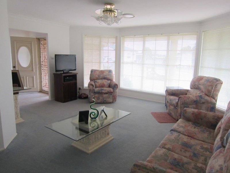 2 Waratah Street, Kurri Kurri NSW 2327