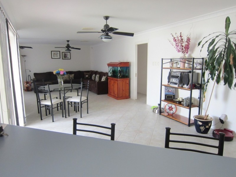 2 Waratah Street, Kurri Kurri NSW 2327