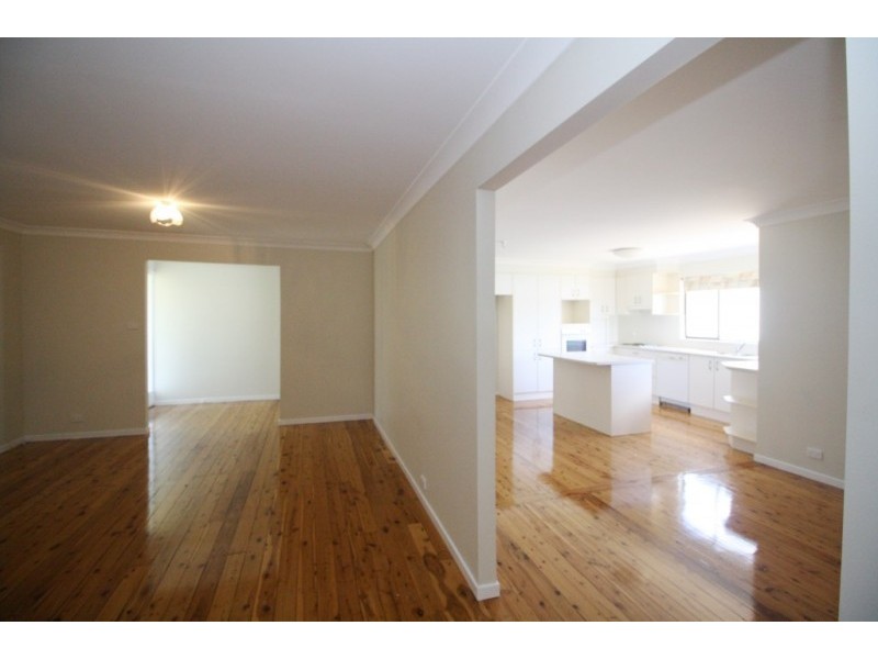 11 Millfield Street, Kearsley NSW 2325