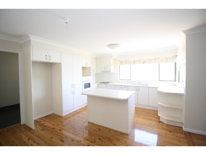 11 Millfield Street, Kearsley NSW 2325