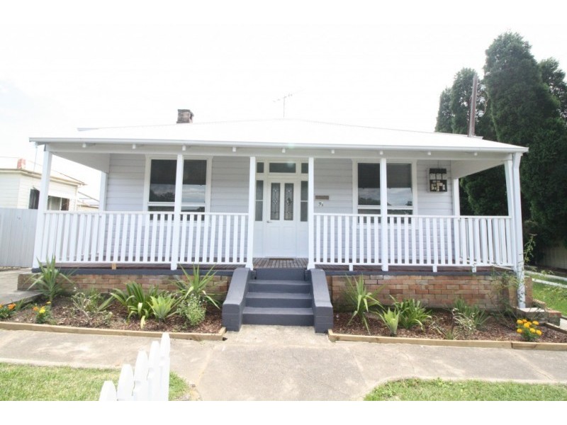 21 Eighth St, Weston NSW 2326