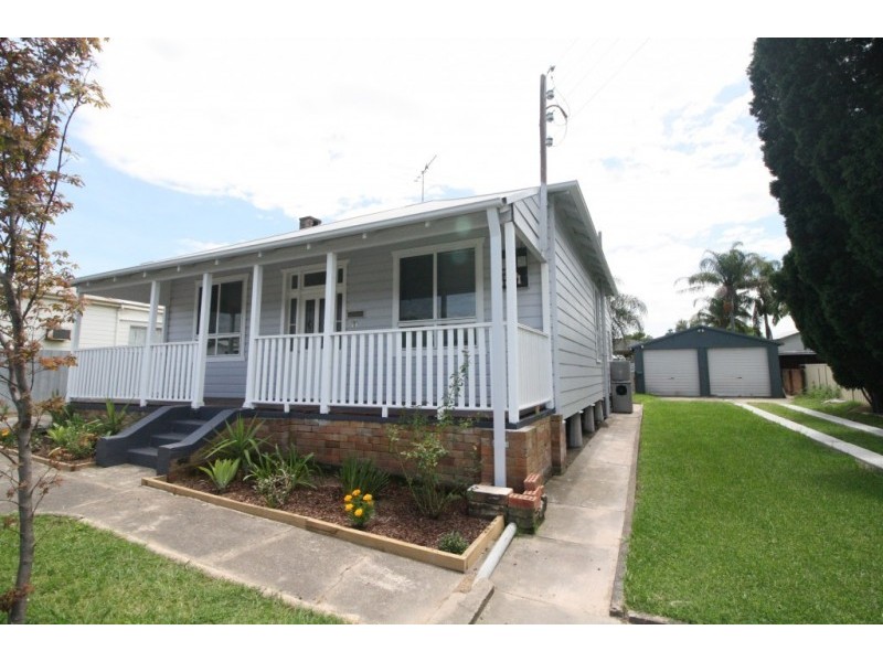21 Eighth St, Weston NSW 2326