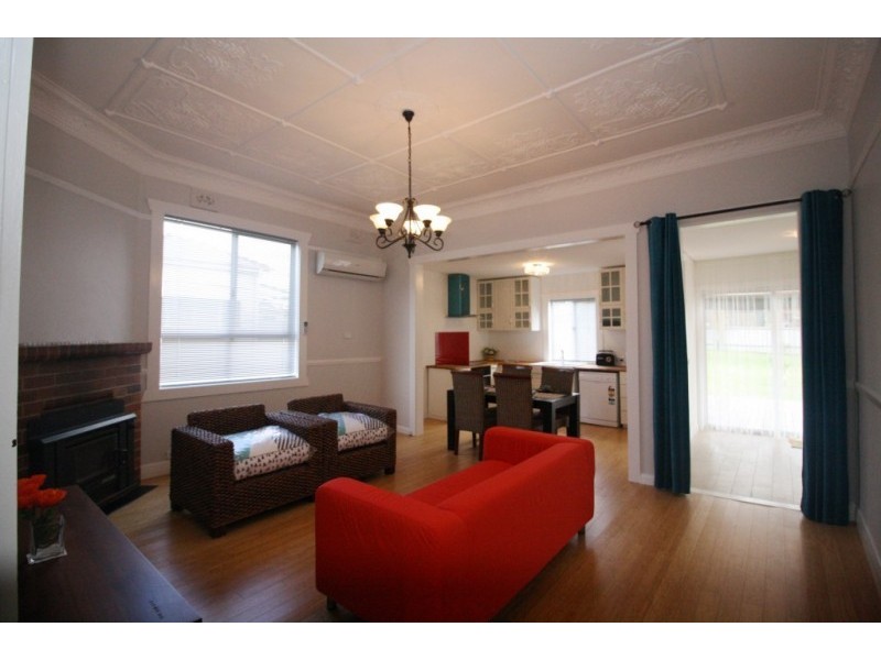 21 Eighth St, Weston NSW 2326