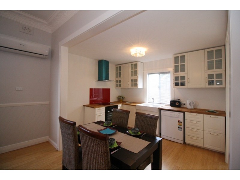 21 Eighth St, Weston NSW 2326