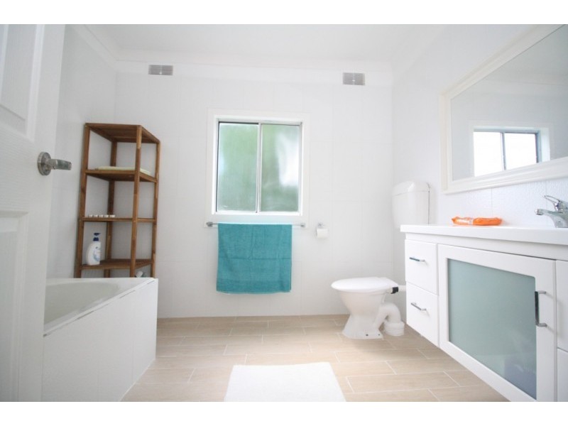 21 Eighth St, Weston NSW 2326