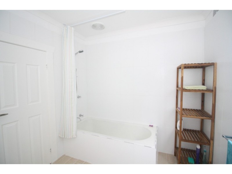 21 Eighth St, Weston NSW 2326