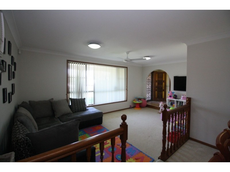 10 James Street, Kurri Kurri NSW 2327