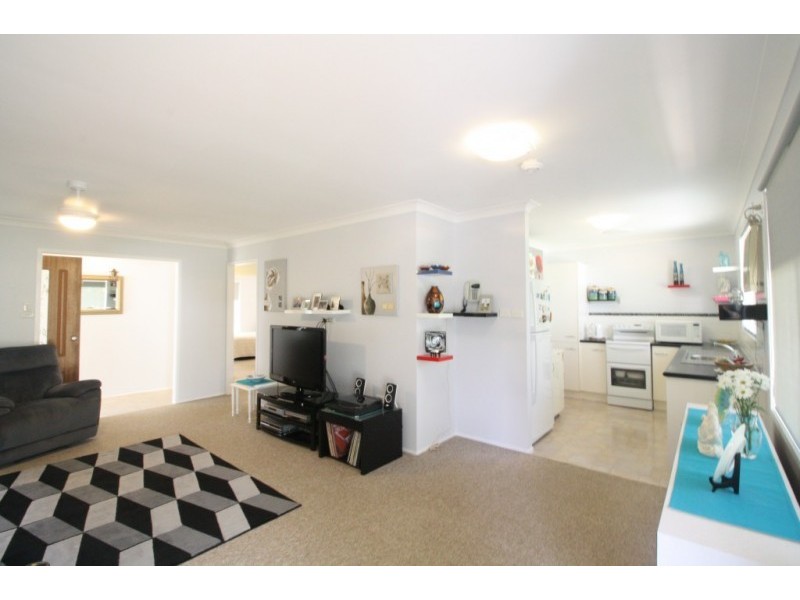 24 Reid Street, North Rothbury NSW 2335