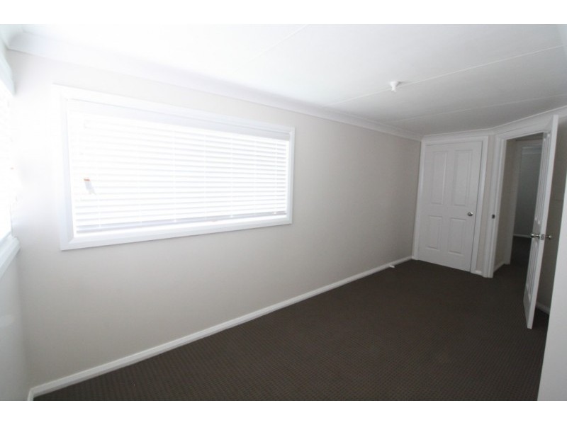 16 William Street, Abermain NSW 2326