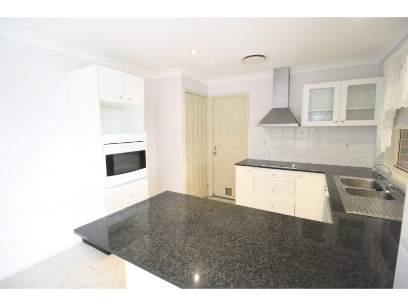 34 Evatt Street, Pelaw Main NSW 2327