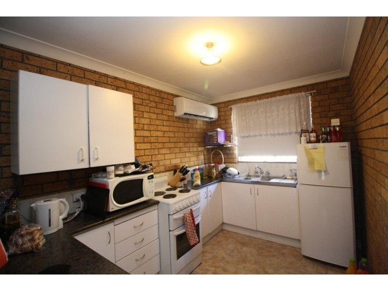 4/219 Maitland Street, Kurri Kurri NSW 2327