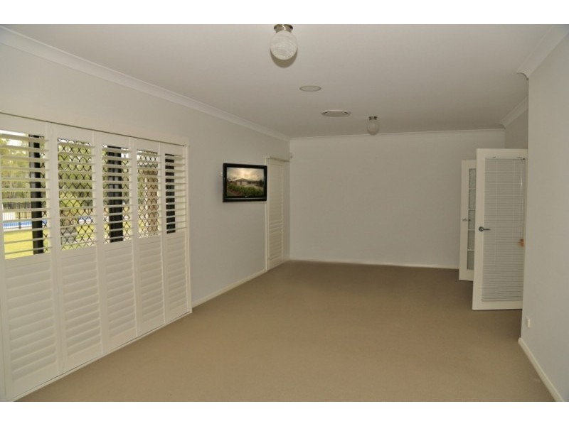 37 Forbes Crescent, Heddon Greta NSW 2321