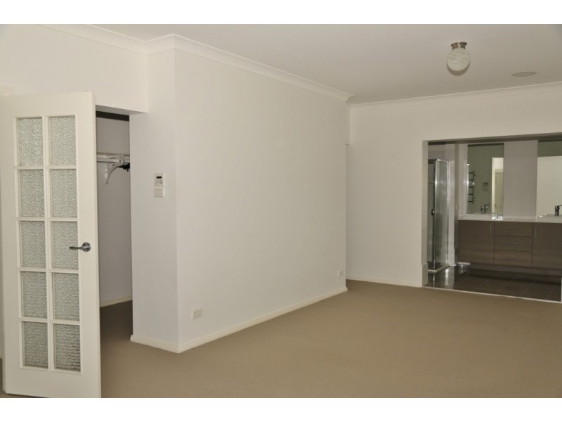 37 Forbes Crescent, Heddon Greta NSW 2321