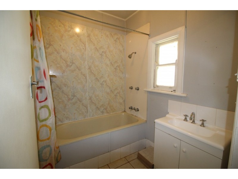 19 Merthyr Street, Kurri Kurri NSW 2327