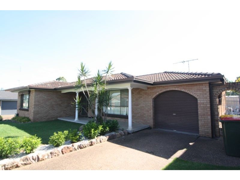 10 James Street, Kurri Kurri NSW 2327