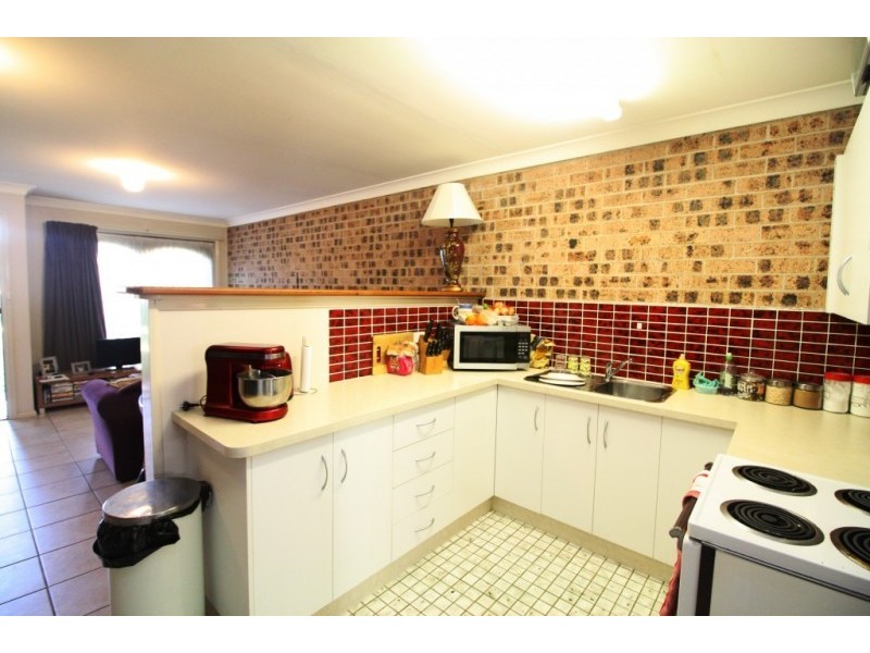 10/102 Mitchell Avenue, Kurri Kurri NSW 2327