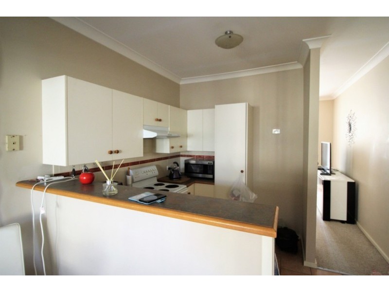 1 & 2/4 John Street, Cessnock NSW 2325