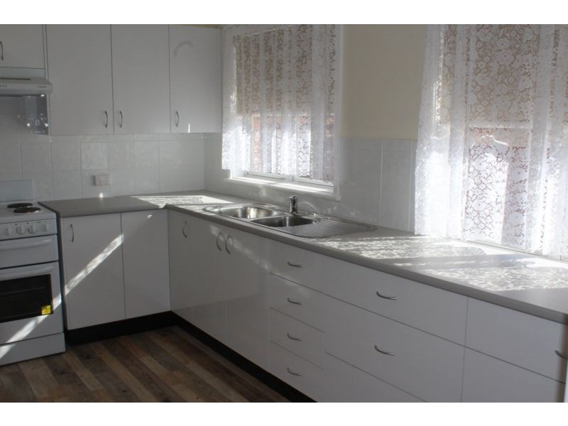 15 Railway St, Kurri Kurri NSW 2327