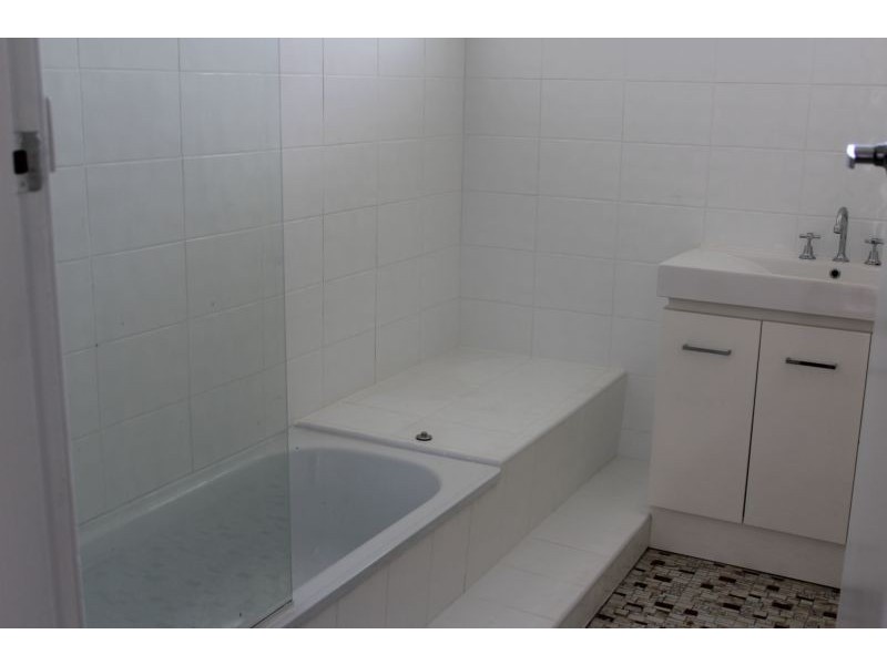 15 Railway St, Kurri Kurri NSW 2327