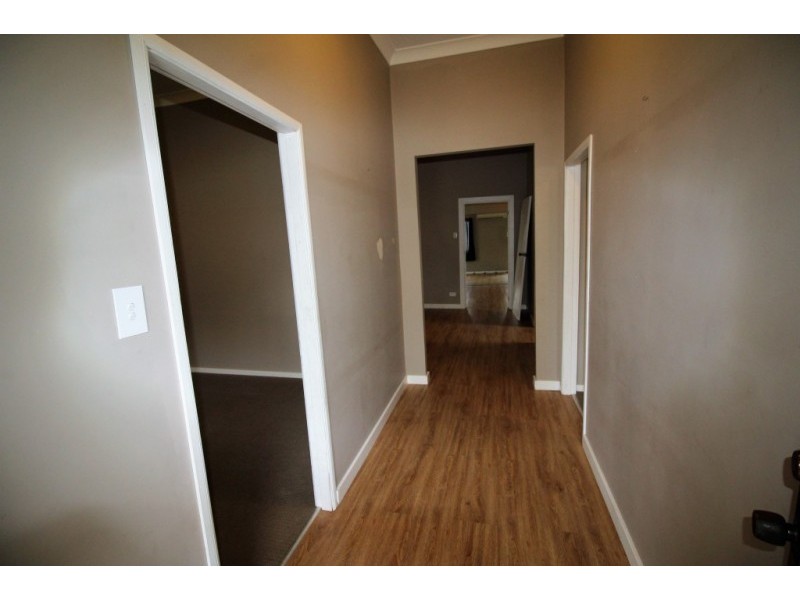 5 Third Street, Weston NSW 2326