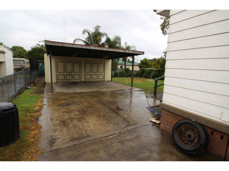 5 Third Street, Weston NSW 2326