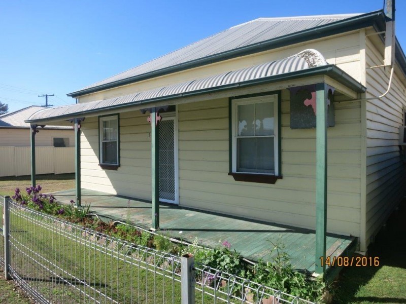 3 Catherine Street, Cessnock NSW 2325