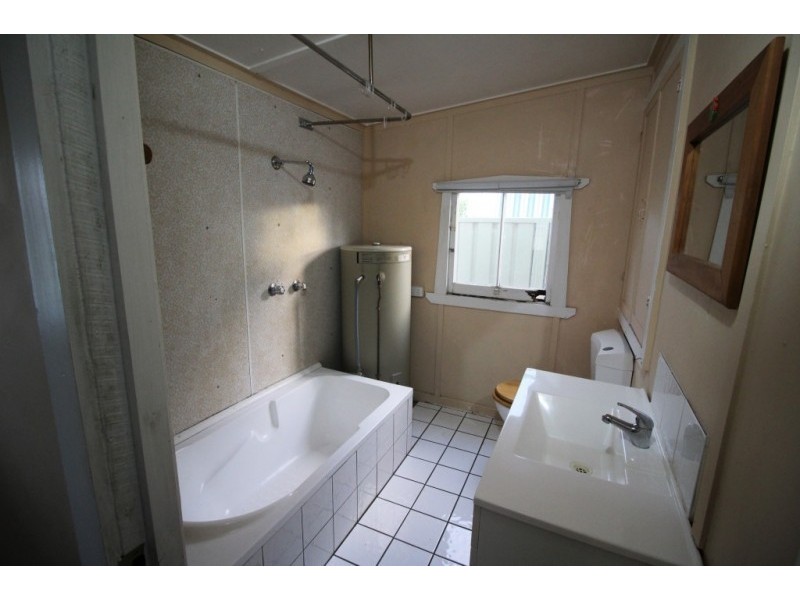 3 Catherine Street, Cessnock NSW 2325