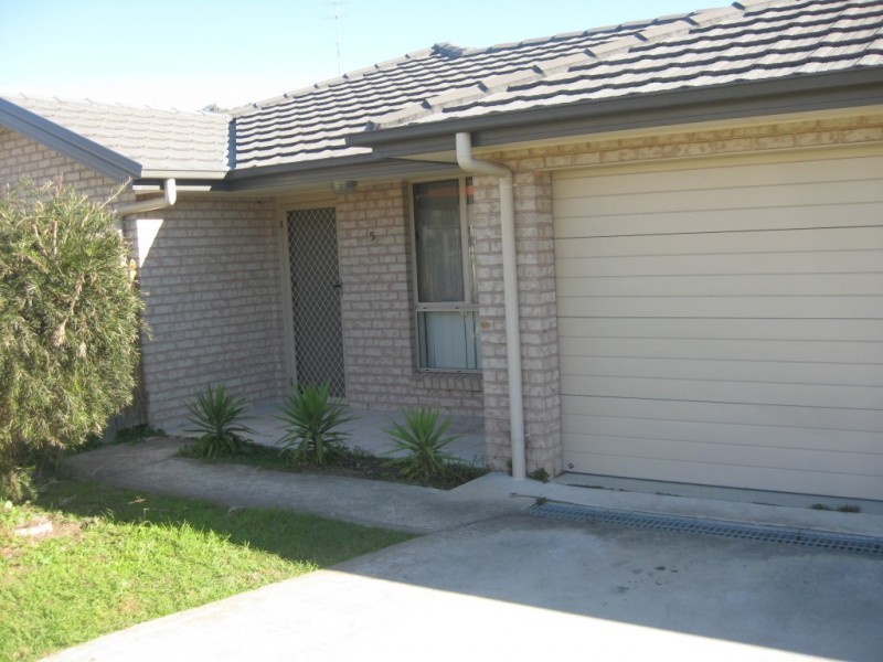 5 Lonsdale Place, Kurri Kurri NSW 2327